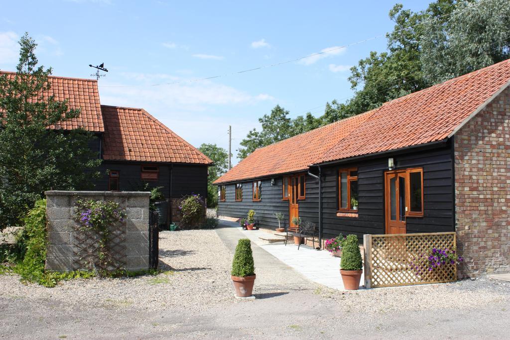 Puttocks Farm Bed & Breakfast Great Dunmow Exterior photo